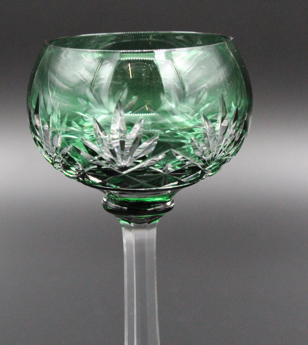 Roemer Wine Glass In Saint-louis Crystal, Massenet Model, Green Color-photo-2