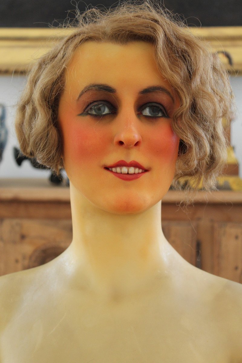 Large Bust Of A Woman In Wax With Polychrome Patina By Pierre Imans, Early 20th Century.-photo-2