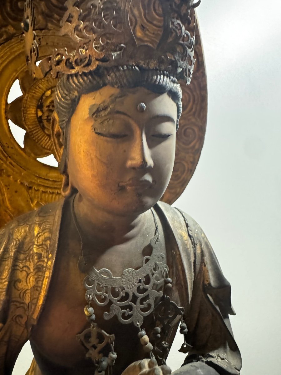 Golden Wooden Buddha Statue-photo-2