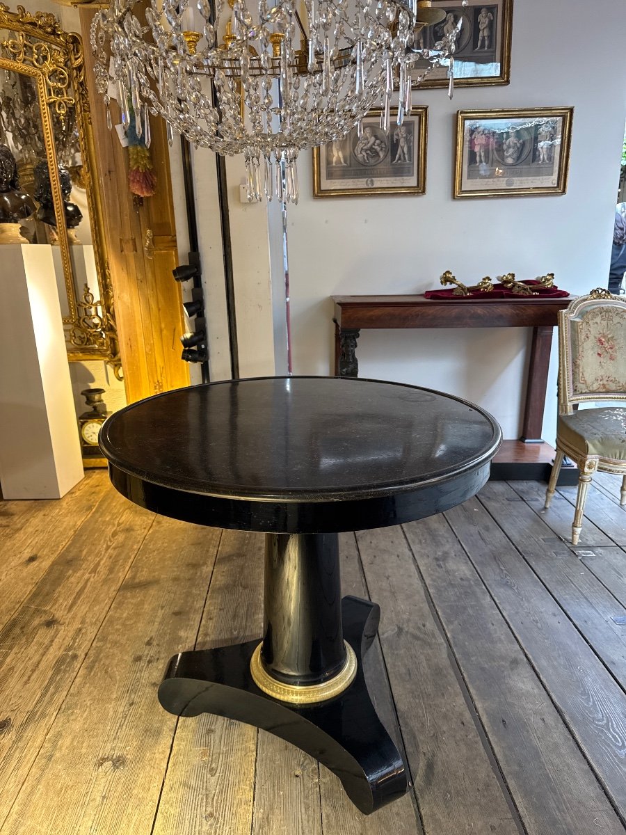 19th Century Black Pedestal Table-photo-3