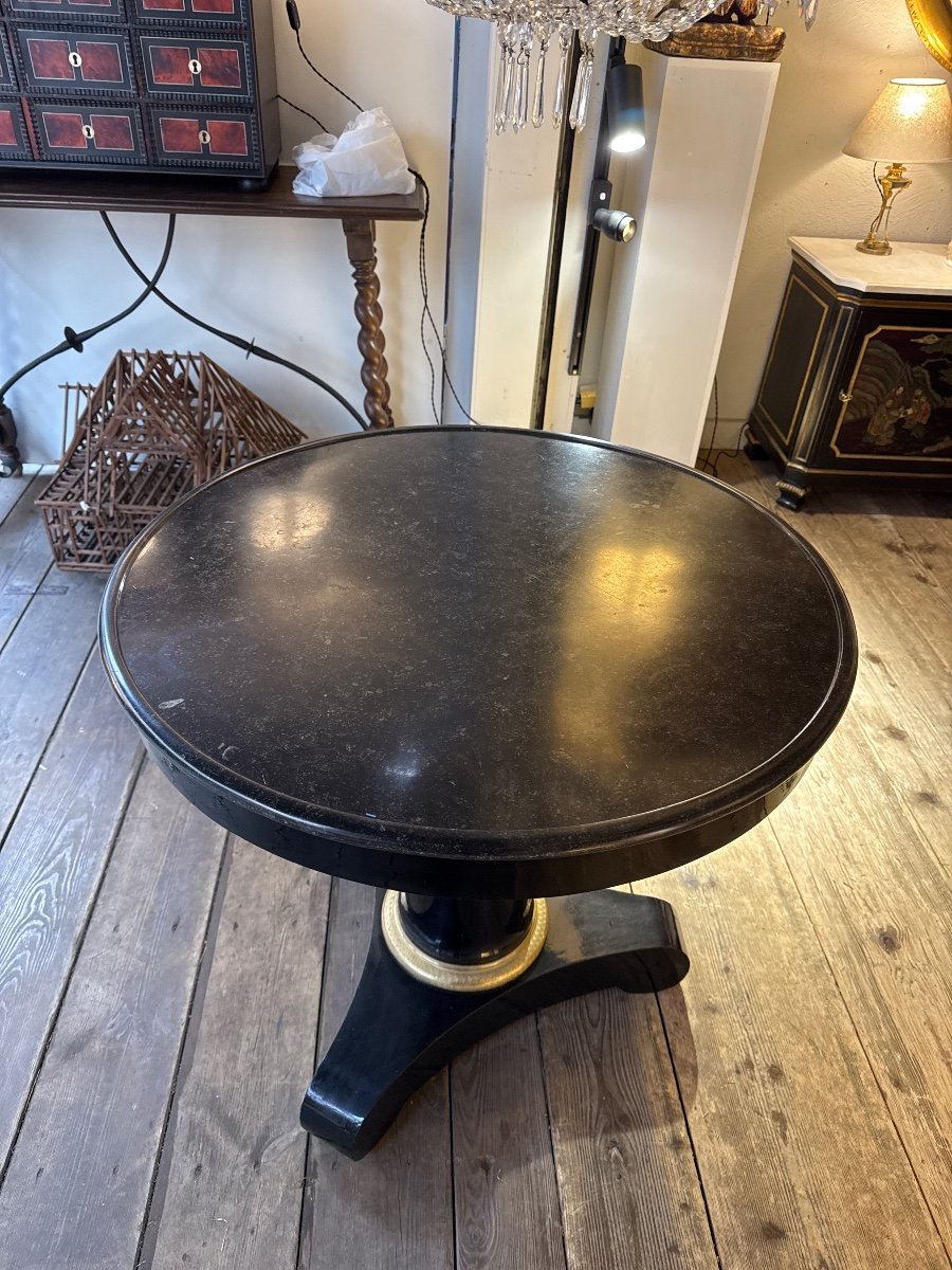 19th Century Black Pedestal Table-photo-1