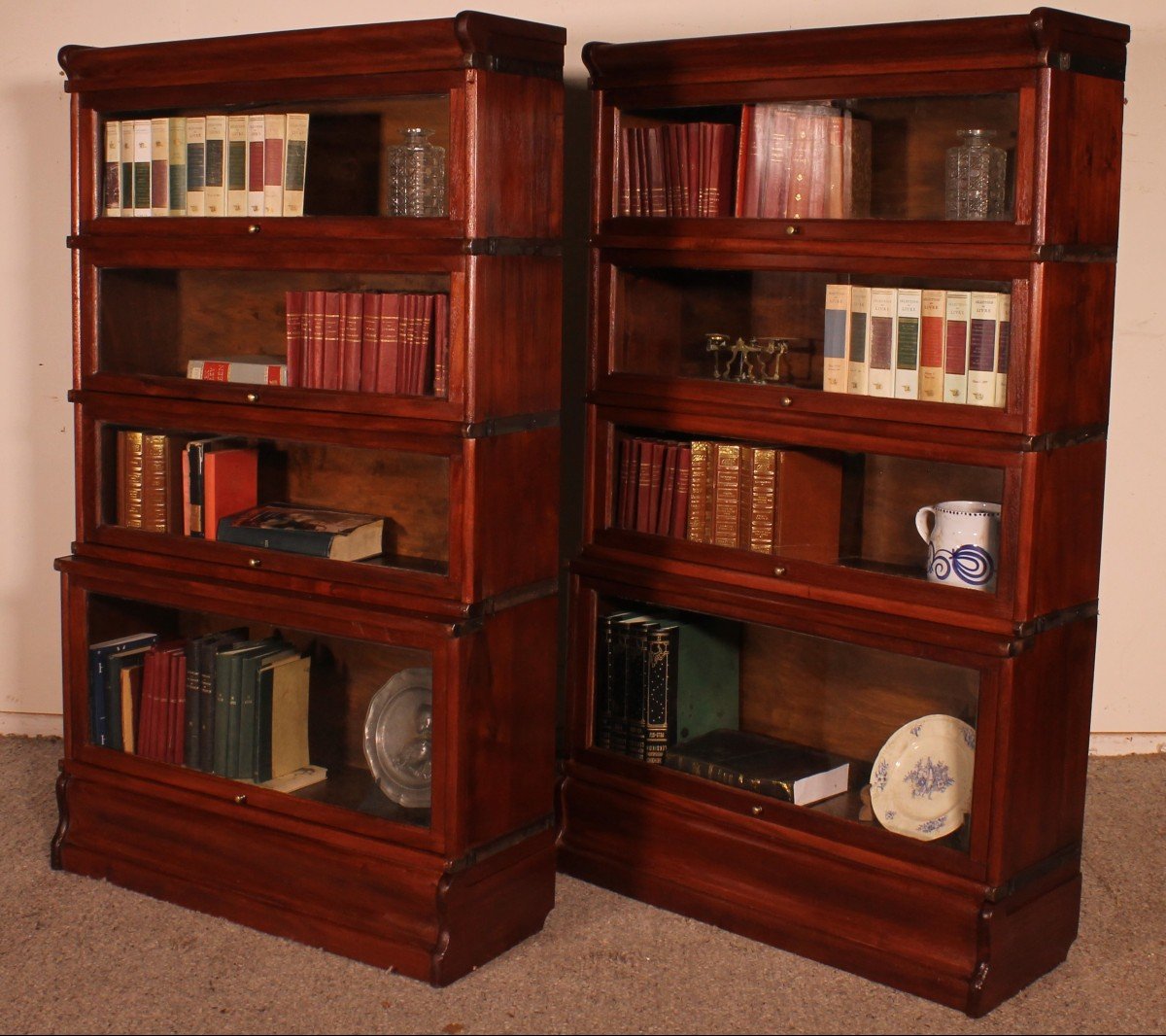 Pair Of Globe Wernicke Bookcases In Mahogany-19th Century-photo-3
