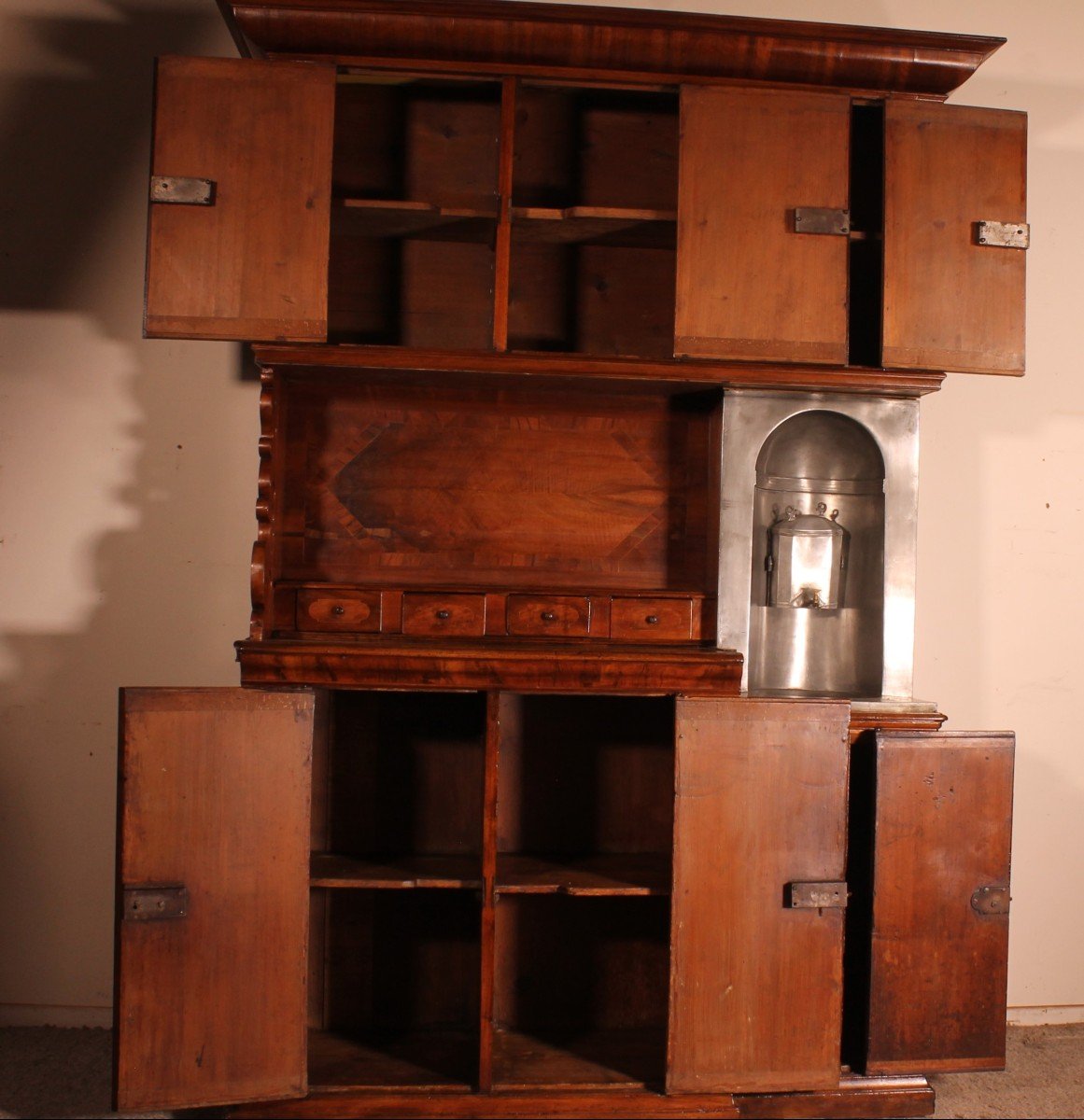  6 Doors Buffet In Walnut Louis XIV-17 ° Century With Fountain-photo-4