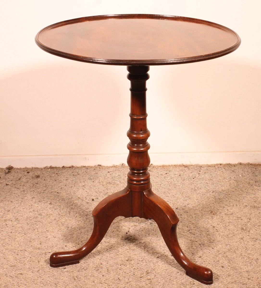 English Tripod Table Circa 1800 In Mahogany