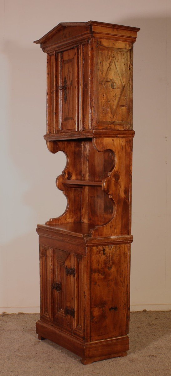 Small Swiss Dresser Cabinet Dated 1564-photo-7