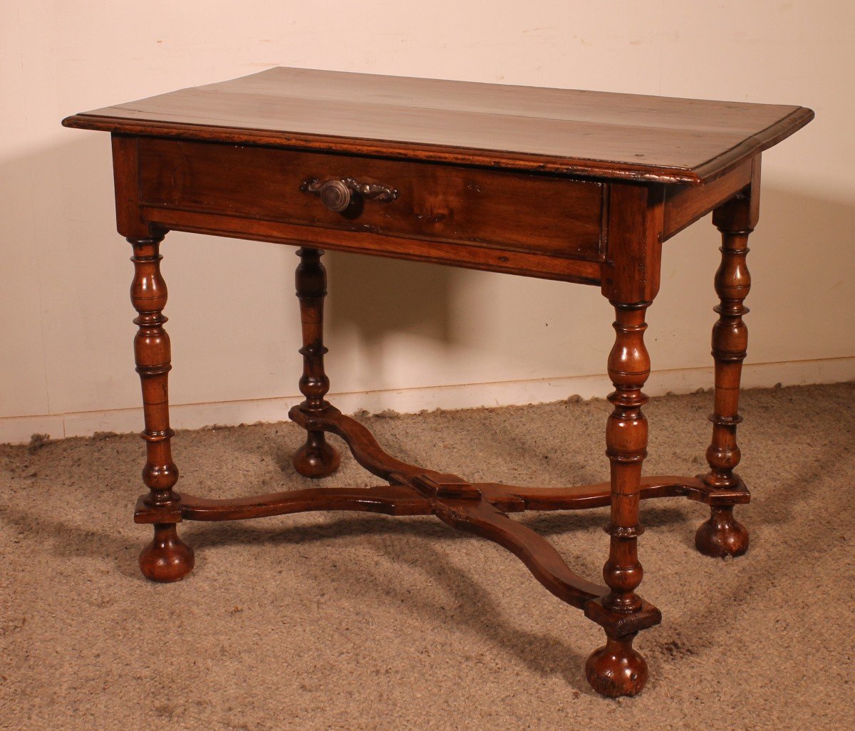 Louis XIV Walnut  Writing Table Or Occasional Table From The17th Century-photo-6