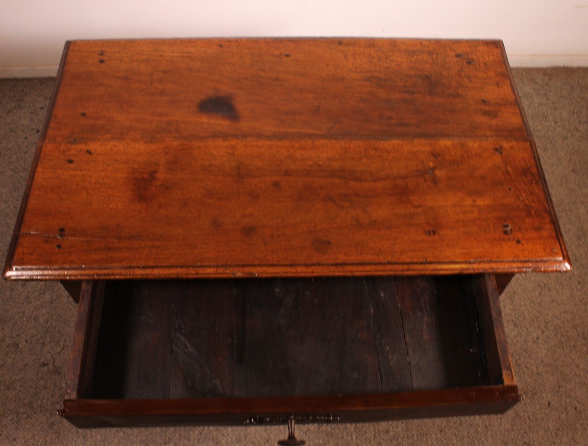 Louis XIV Walnut  Writing Table Or Occasional Table From The17th Century-photo-8