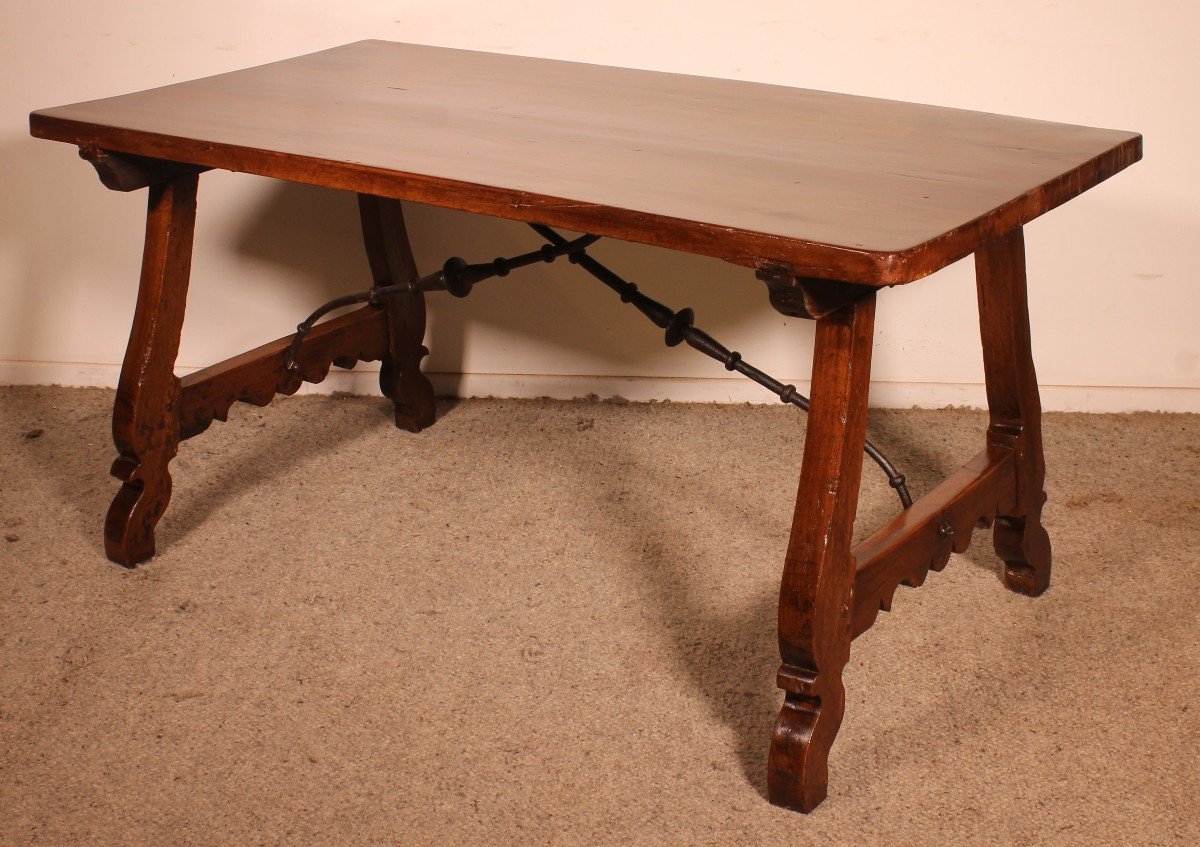 17th Century Spanish Walnut Table