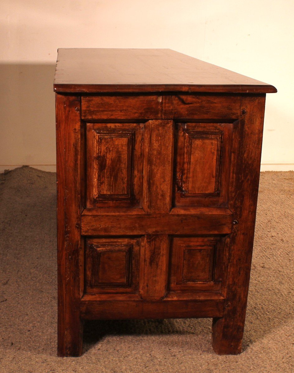 Meuble De Sacristie Renaissance Espagnol En Noyer Circa 1600-photo-2