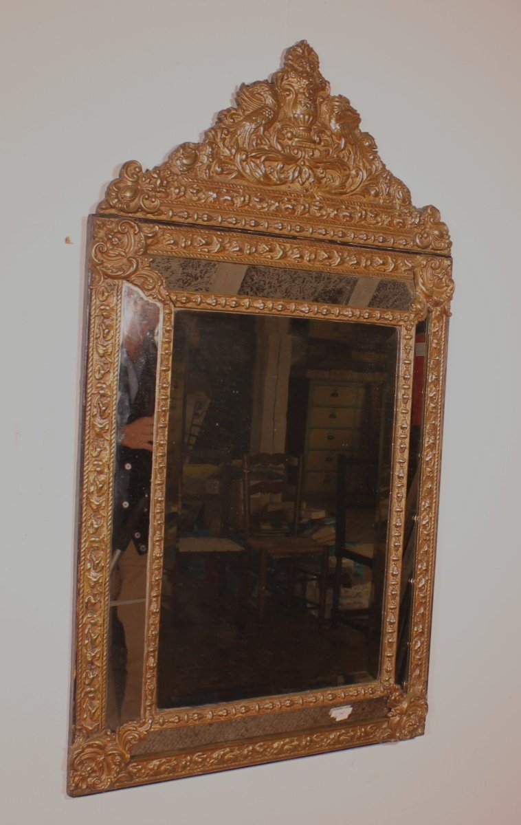 Pareclose Mirror With Sculpted Coper From The 19th Century From France-photo-3