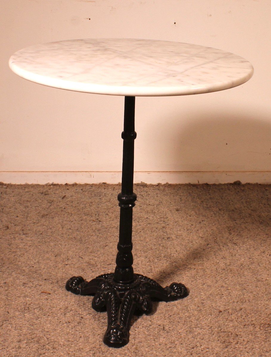 Round Bistro Table With Marble Top