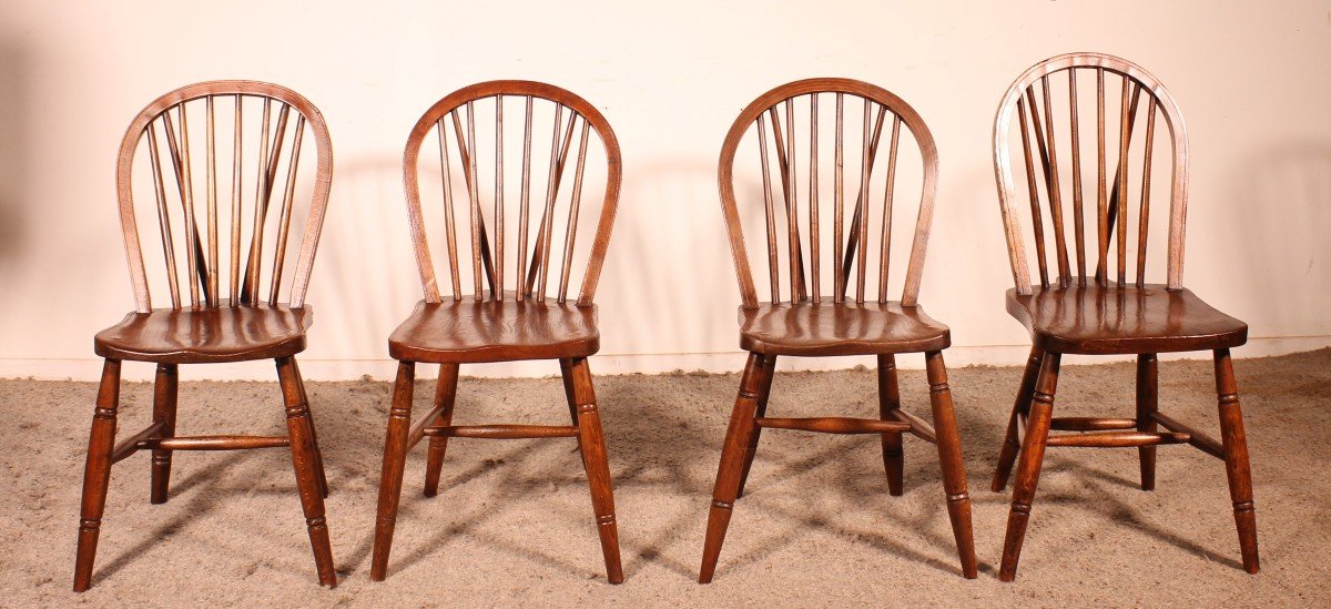 Set Of 4 19th Century Windsor Chairs