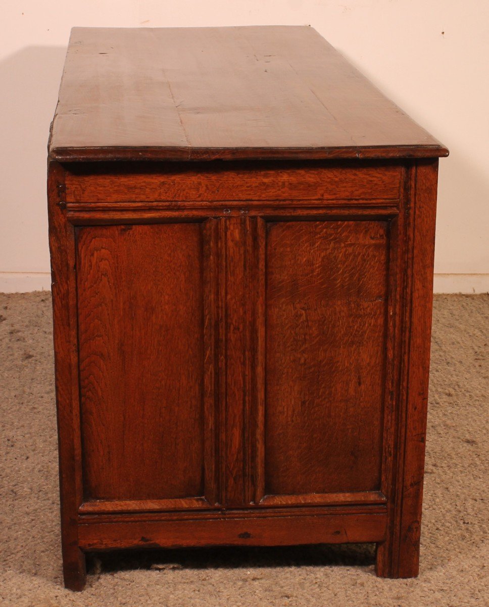 Oak Panneled  Chest With Inlays - 17th Century-photo-2