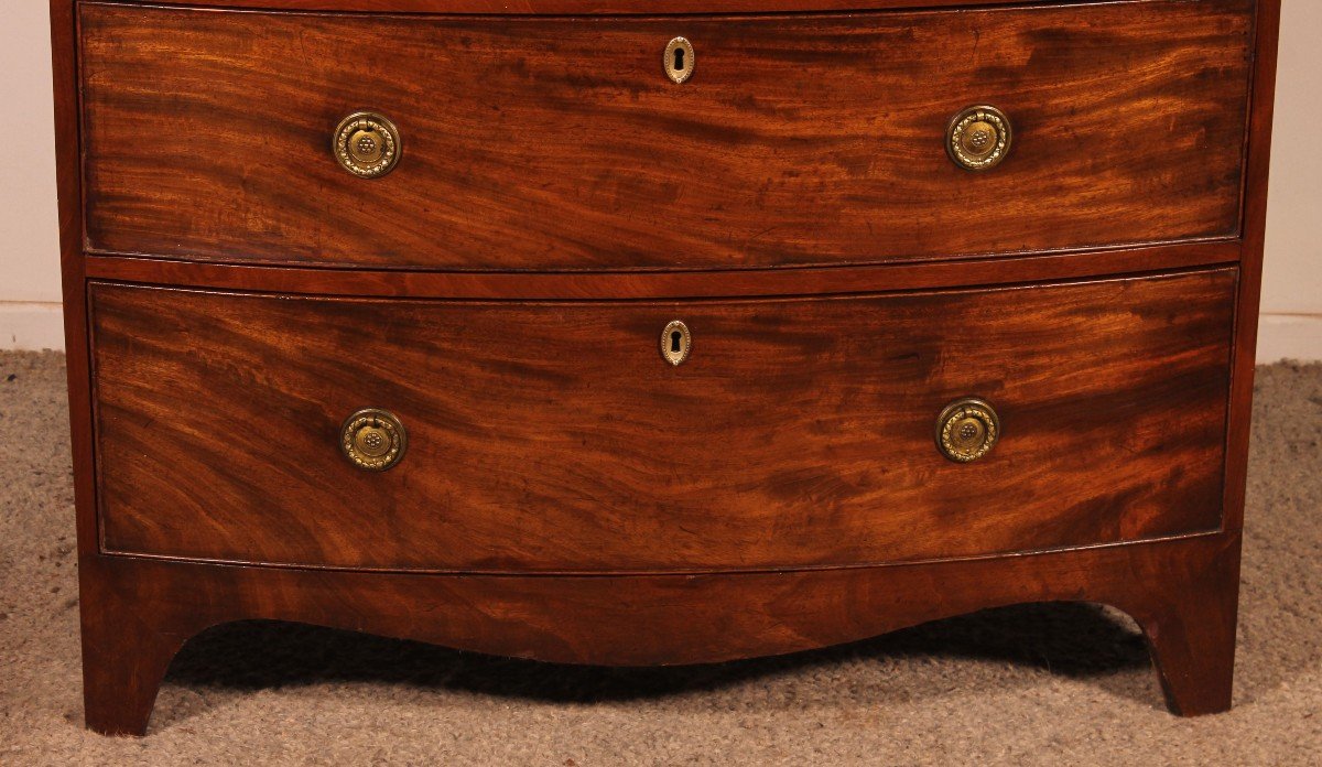 Petite Commode Bombée En Acajou Circa 1800-photo-3