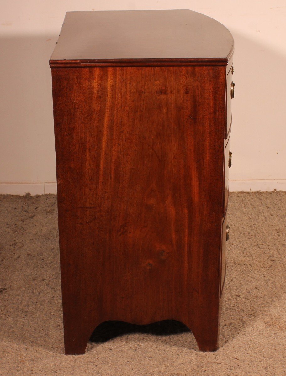 Petite Commode Bombée En Acajou Circa 1800-photo-3