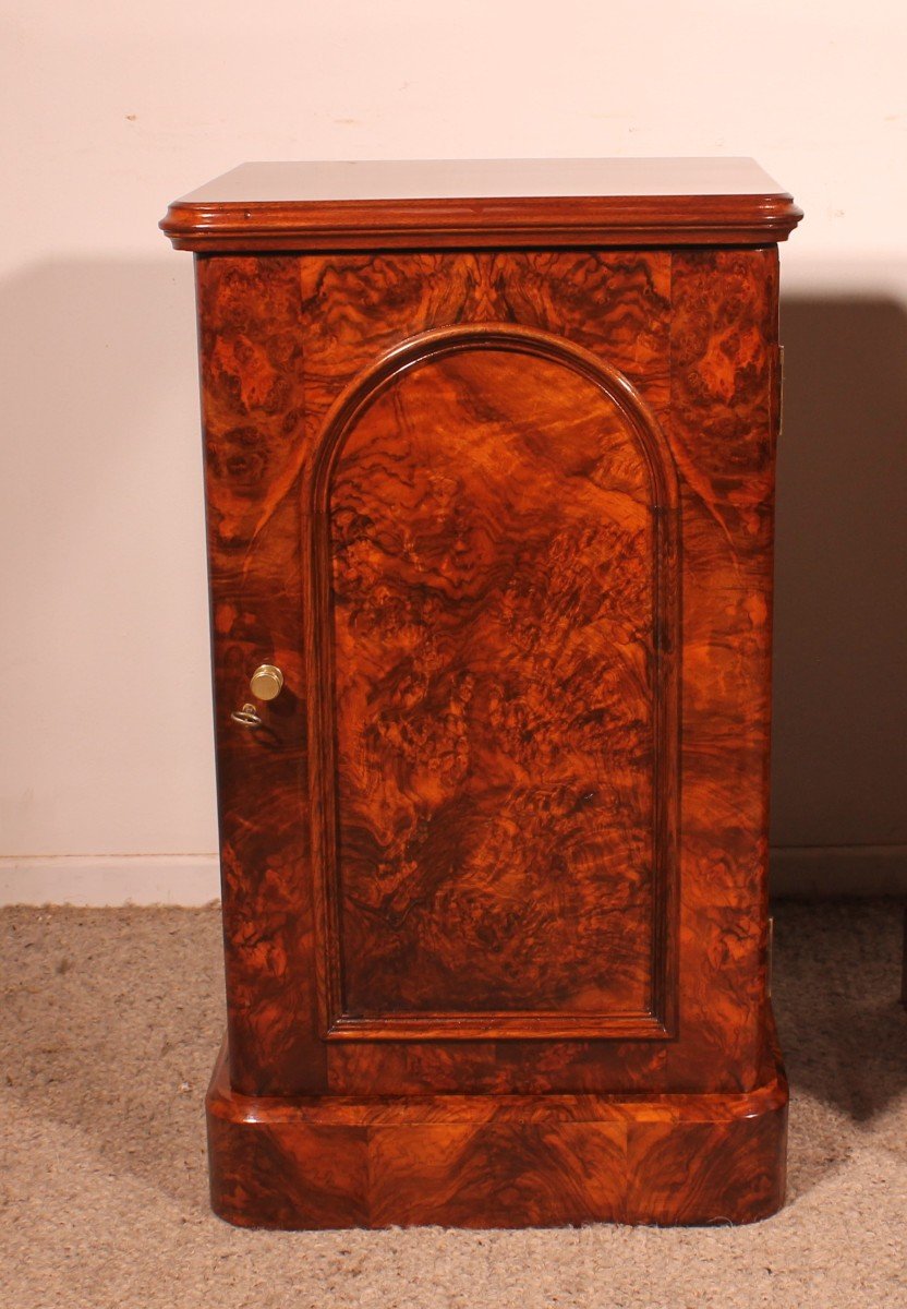 Pair Of Burl Walnut Bedside Tables - 19th Century-photo-2