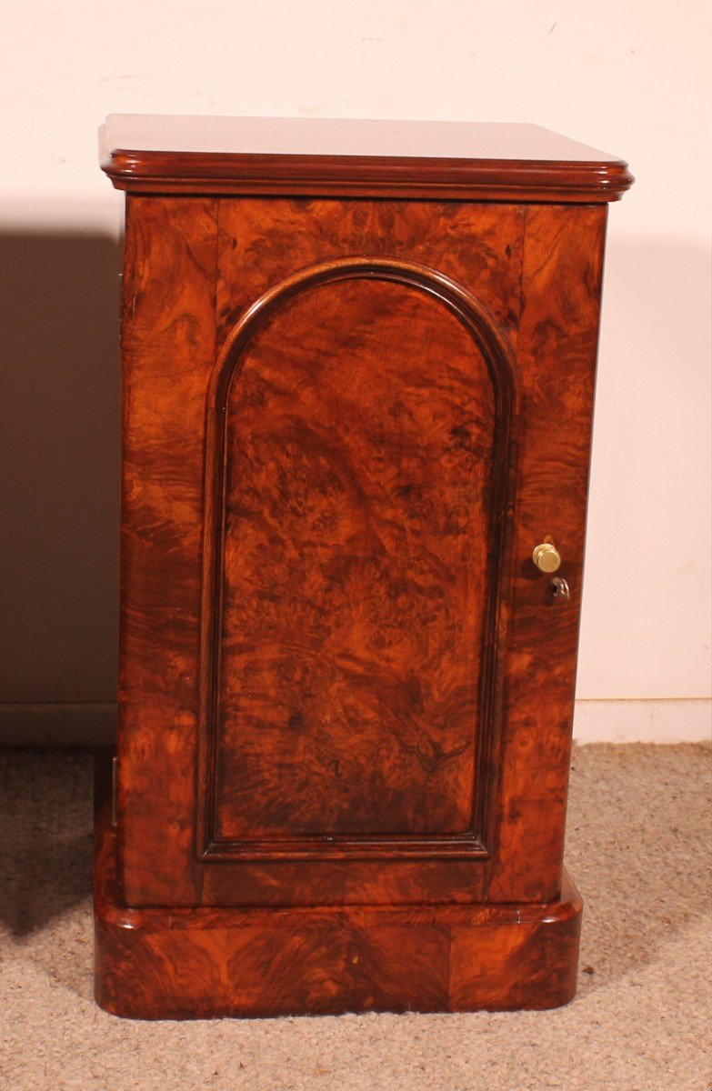 Pair Of Burl Walnut Bedside Tables - 19th Century-photo-3