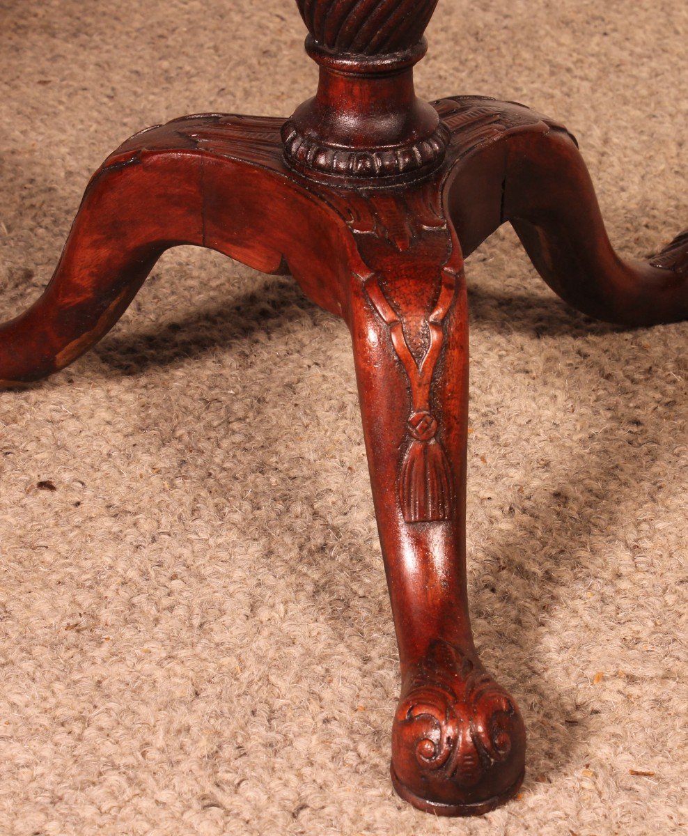 Small Mahogany Pedestal Table - 19th Century-photo-2