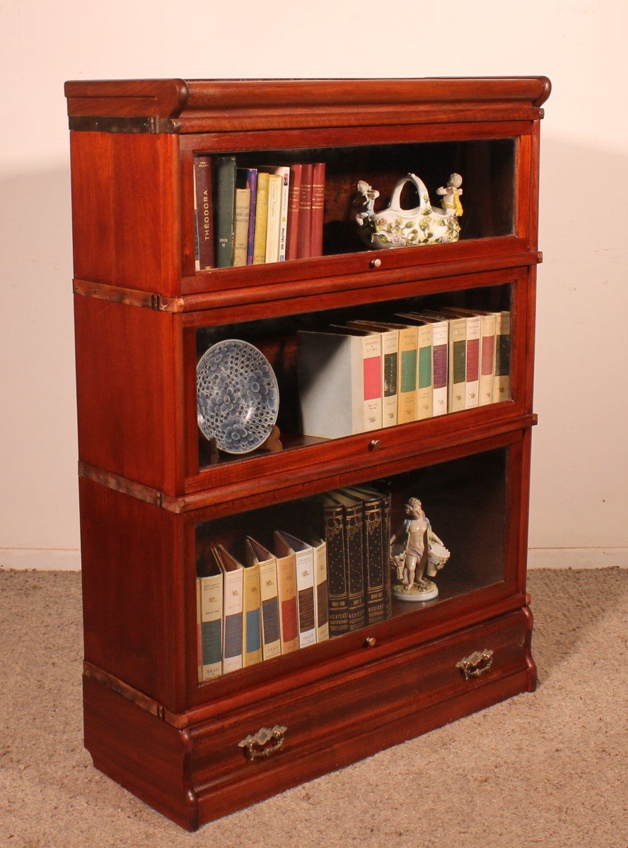 Globe Wernicke Mahogany Bookcase -photo-1