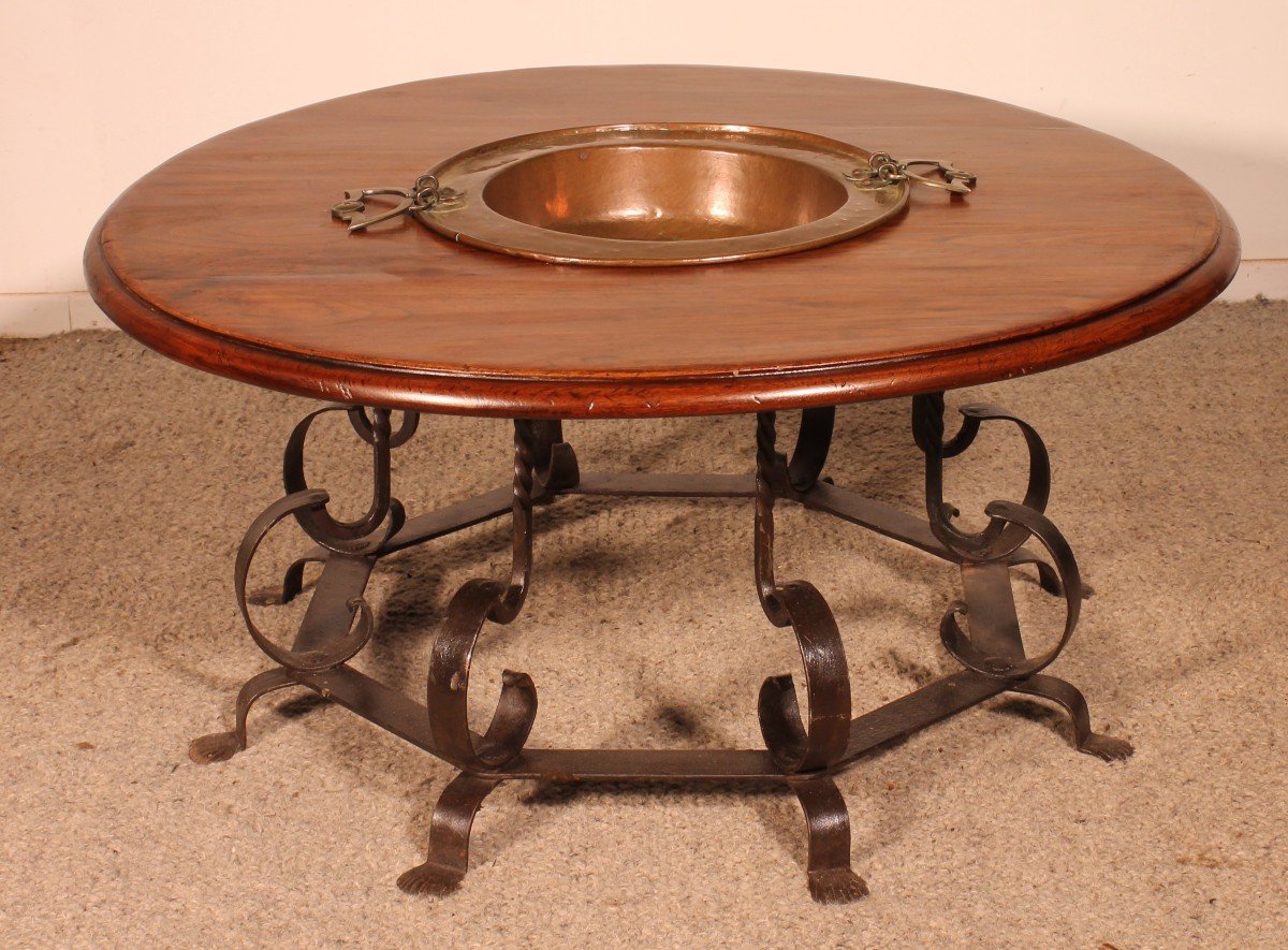 Round Coffee Table With A 18 Century Brazier In It's Center