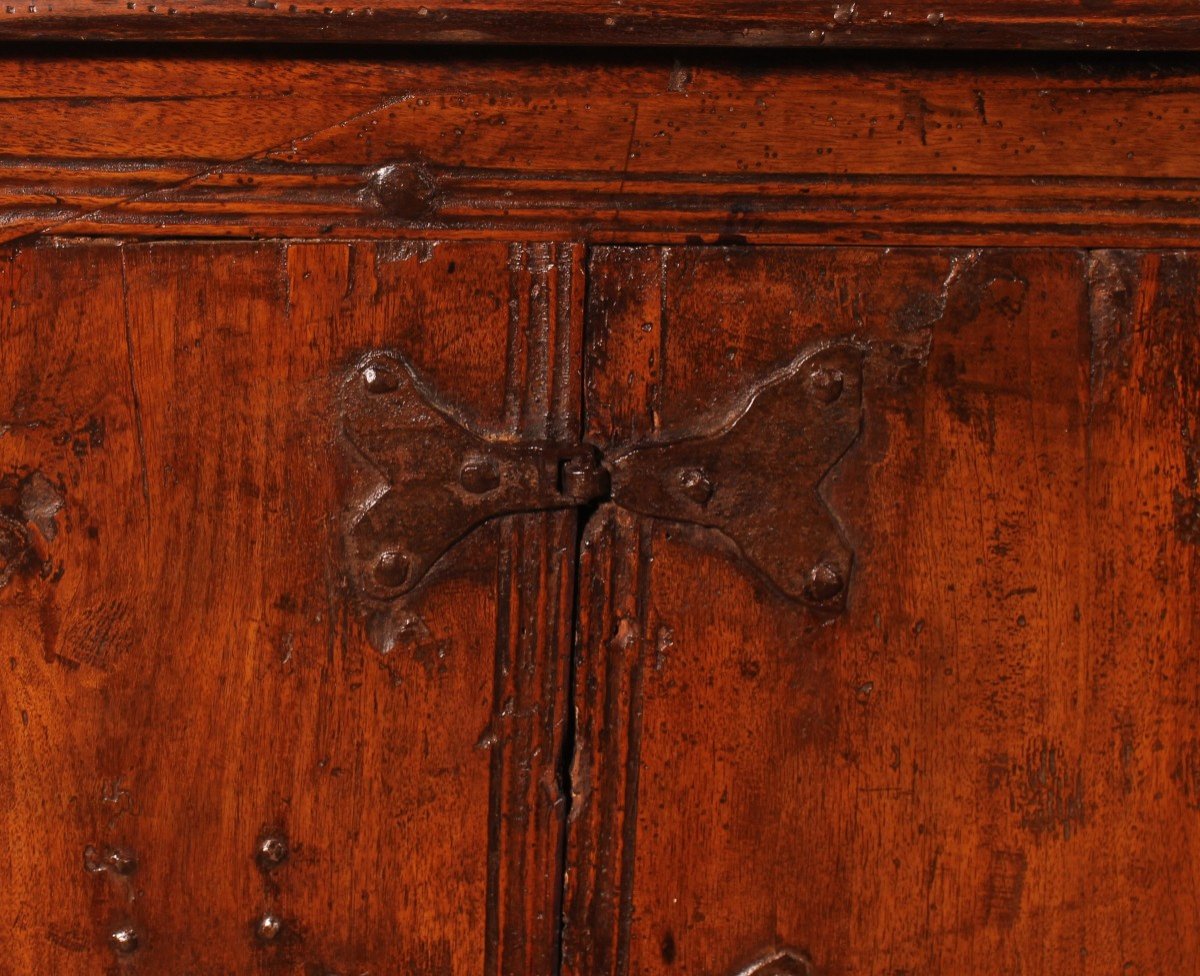 Gothic Influence Credenza - 16th Century-photo-4