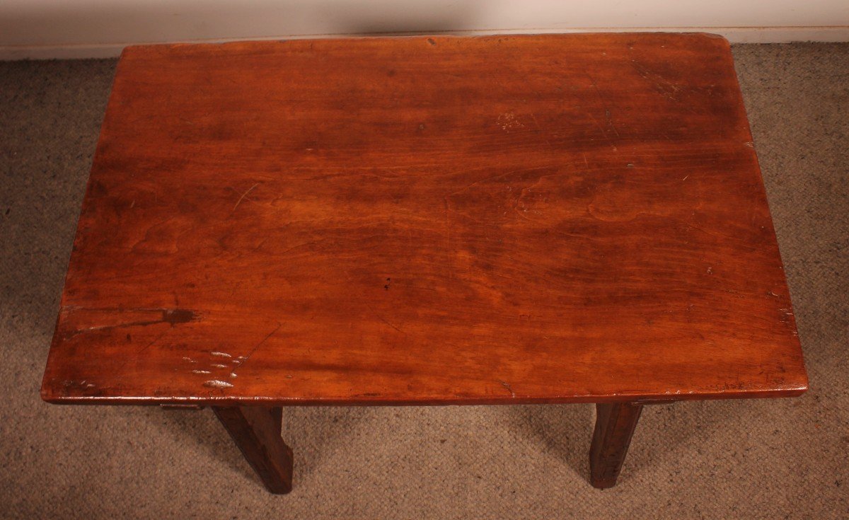 Small Spanish Walnut Table - 17th Century-photo-3