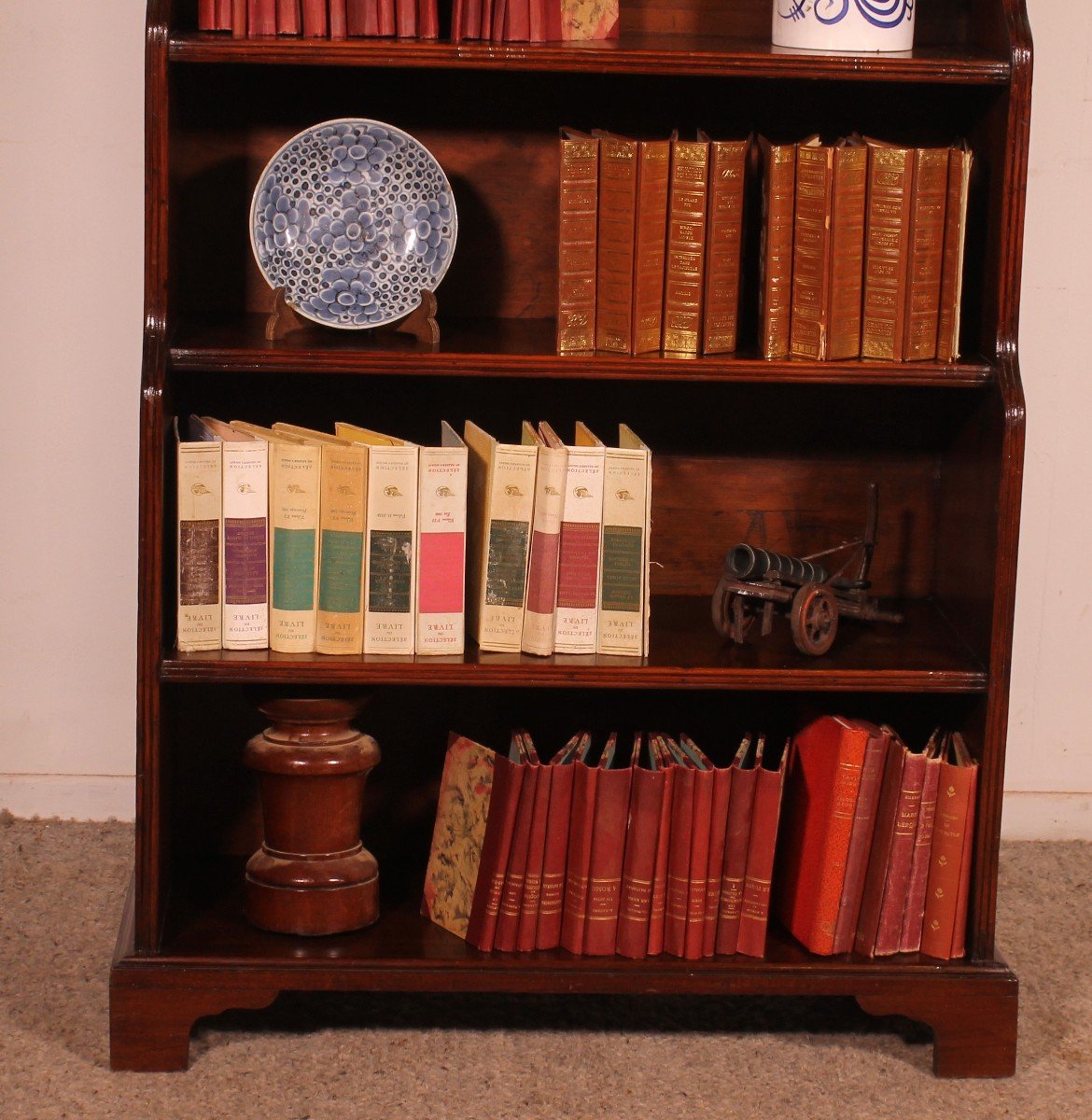 19th Century Mahogany Waterfall Bookcase-photo-4