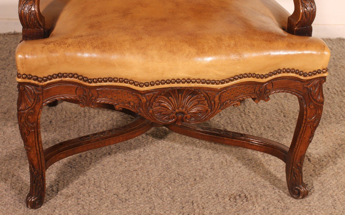 Regency Period Armchair In Walnut - 18th Century-photo-1