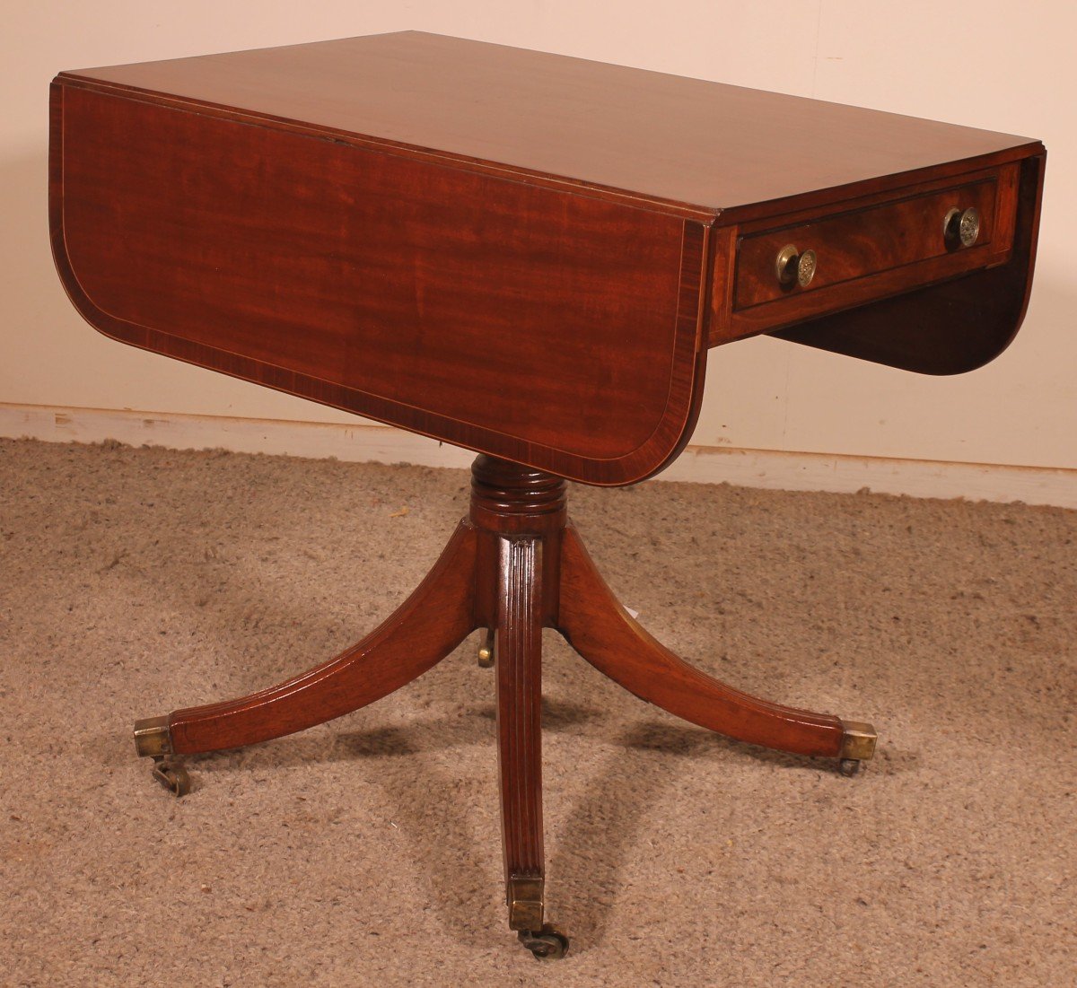 Small Pembroke Table From The Beginning Of The 19th Century In Mahogany-photo-4