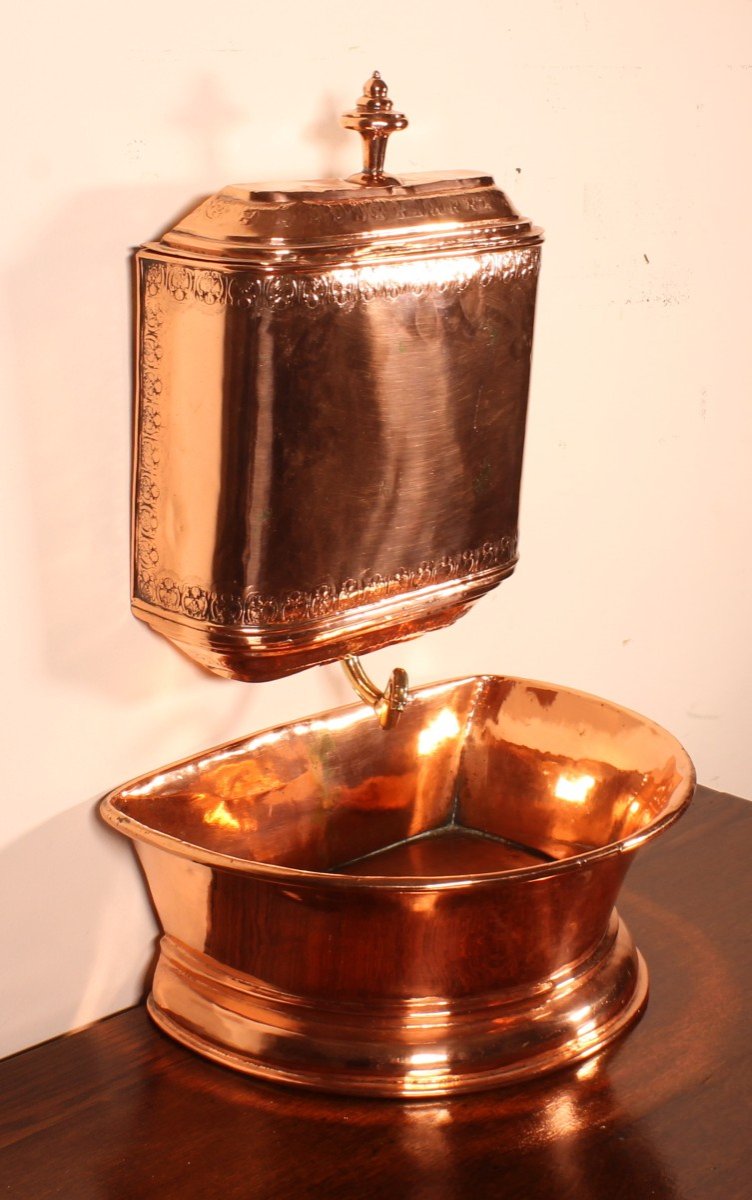 Fountain And Its Copper Basin - 18th Century-photo-3