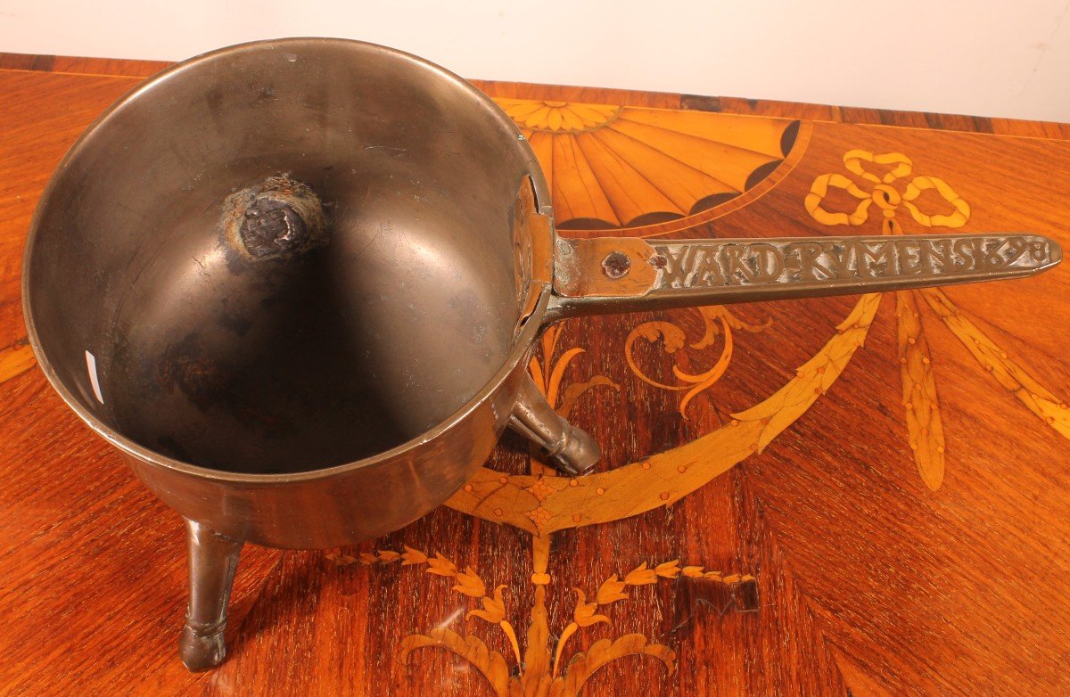 17th Century Tripod Apothecary Skillet Dated 1698 From The Ward Rvmens Family-photo-3