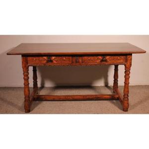 Spanish Renaissance Desk In Walnut-17th Century