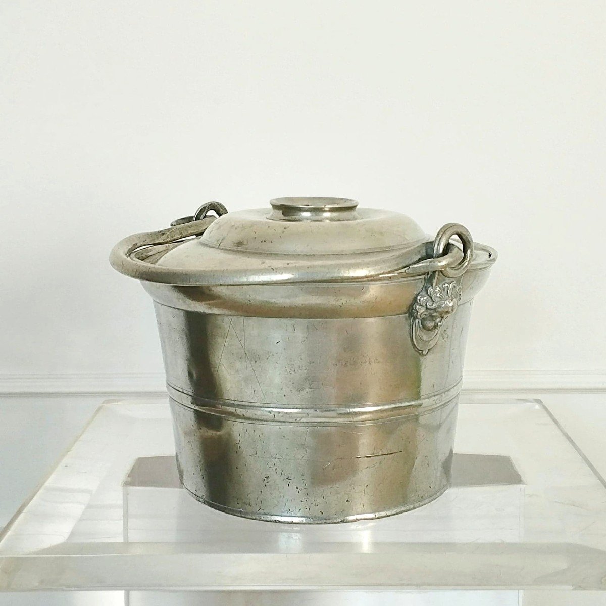 Bouvier Clamecy Pewter Dinner Holder