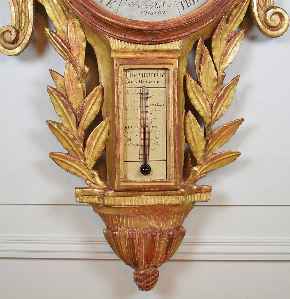 Barom&egrave;tre thermom&egrave;tre XVIII&egrave; d&#039;&eacute;poque Louis XVI en bois dor&eacute;-photo-2