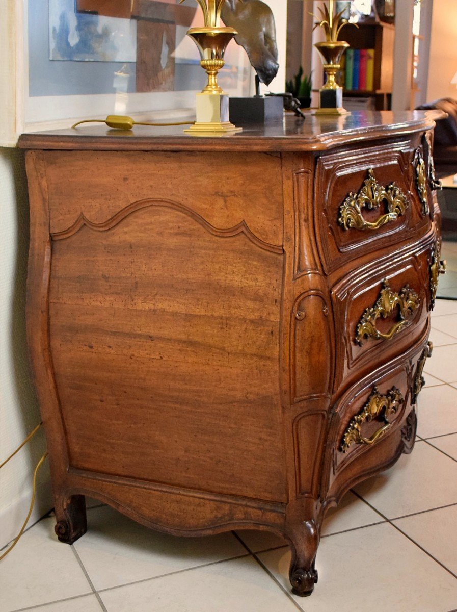 Commode tombeau en noyer d'époque Louis XV -photo-3