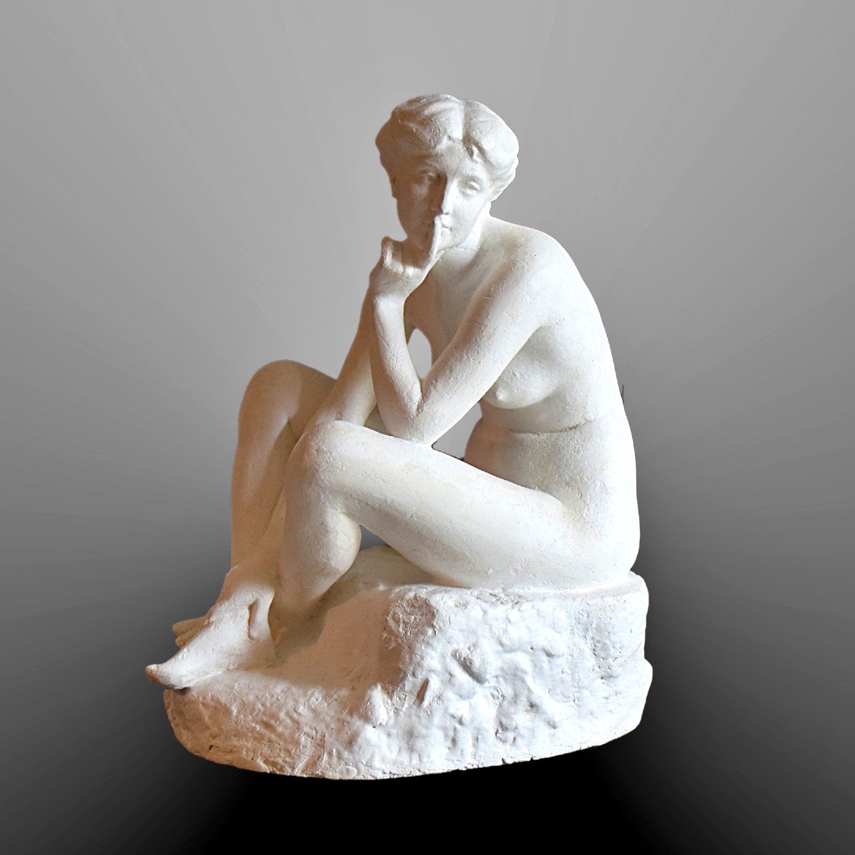 Sculpture Nu féminin par Auguste Guénot 1900  en plâtre