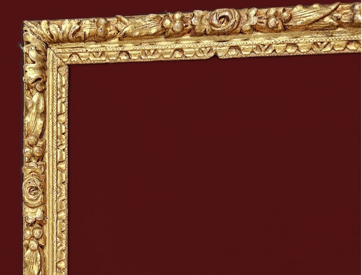 Golden And Carved Frame From The 17th Century Louis XIII Period-photo-4