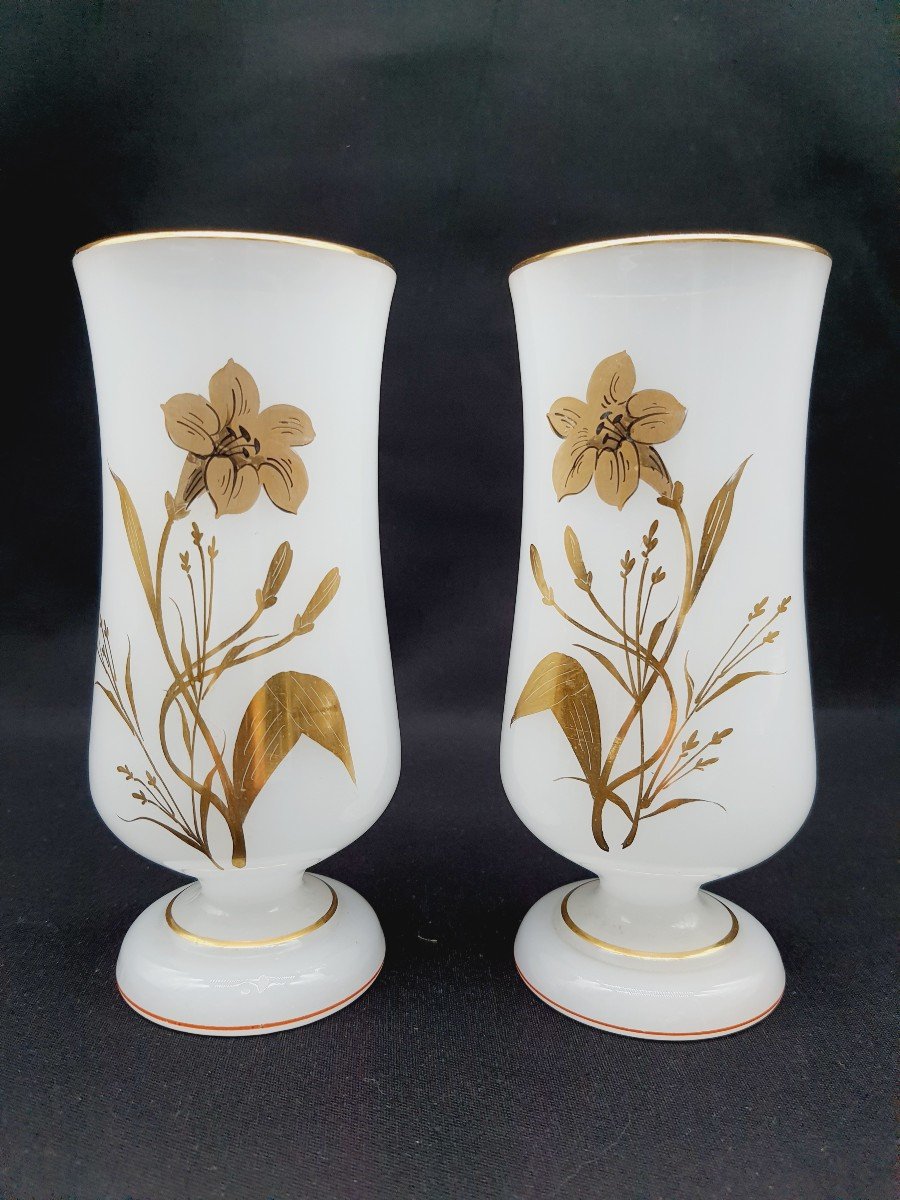 Paire De Vase en Opaline  Baccarat 