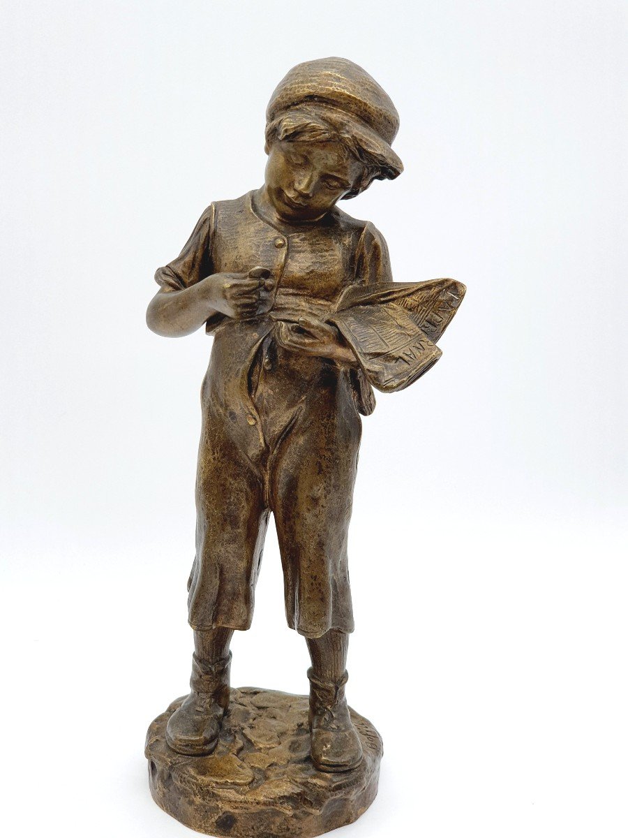 Bronze Signed Bofill, Newspaper Seller, "antoine Bofill 1875-1925