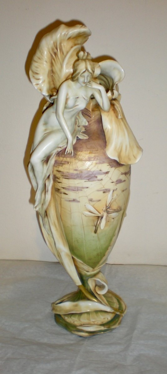 Iris - Amphora Art Nouveau Vase/sculpture