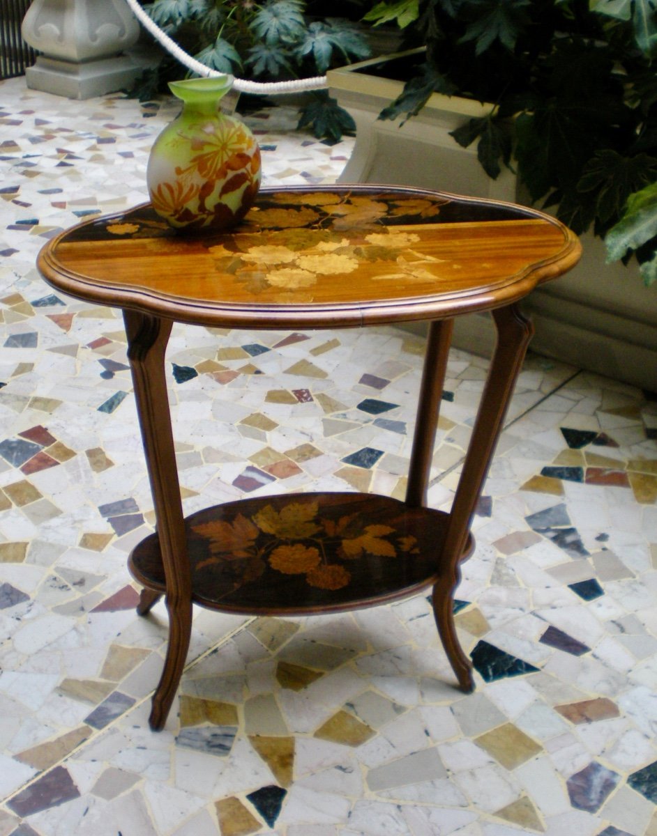 Boules De Neige And Butterflies - Gallè Art Nouveau Table