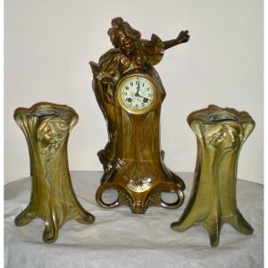 l'Heure S'envole - Flora Art Nouveau Clock And Vases