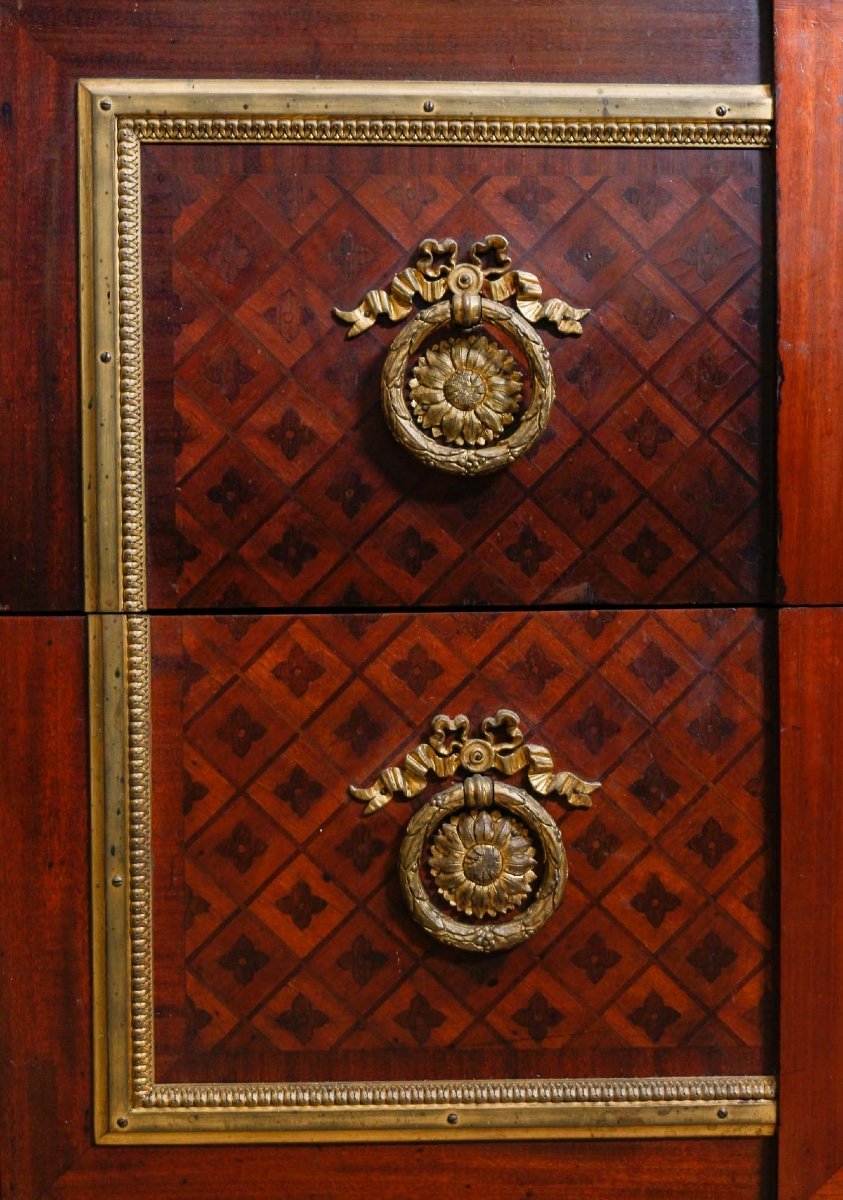 Beautiful Commode In Marquetry And Gilt Bronze Late 19th Century-photo-7