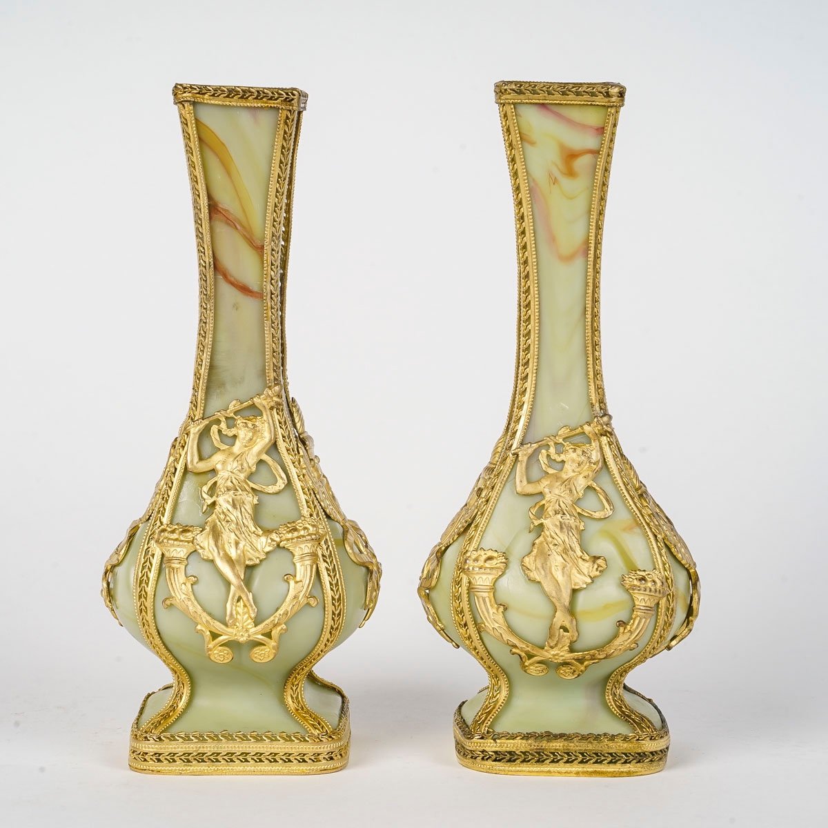 A Pair Of Small Glass Paste Vases Late 19th Century -photo-3