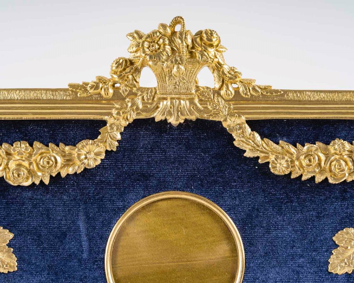 A Photo Frame In Gilded Bronze Late 19th Century  -photo-1