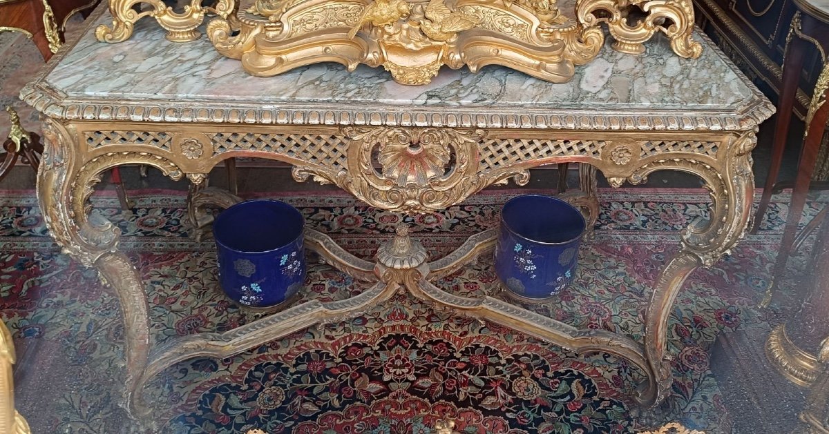 A Late 19th Century Carved And Gilded Wooden Center Table -photo-2