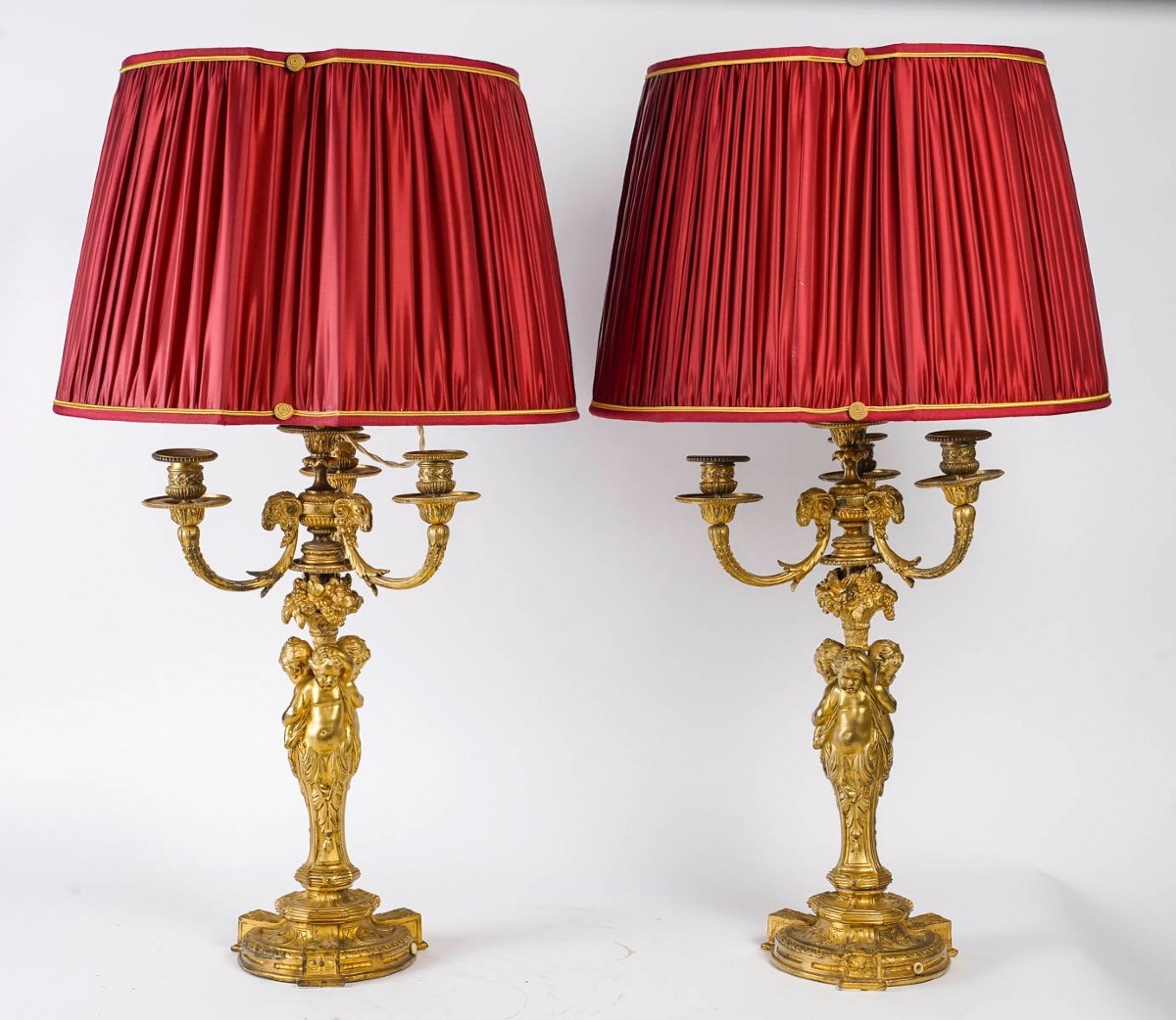 Une Paire De Lampes En Bronze Doré De Style Louis XVI, Fin XIXème Siècle 