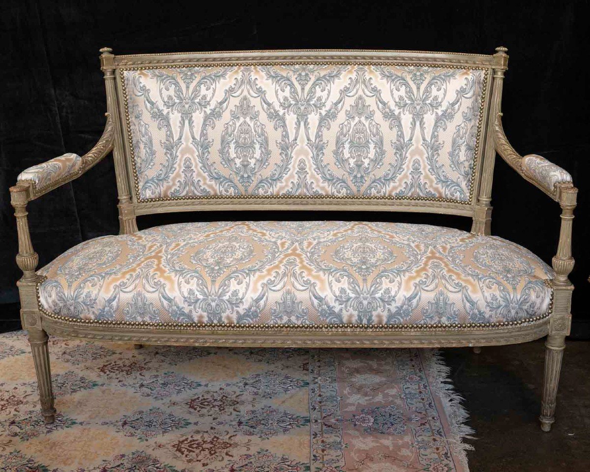 A Louis XVI Style Grey Rechampi Carved Wooden Sofa, 19th Century -photo-8