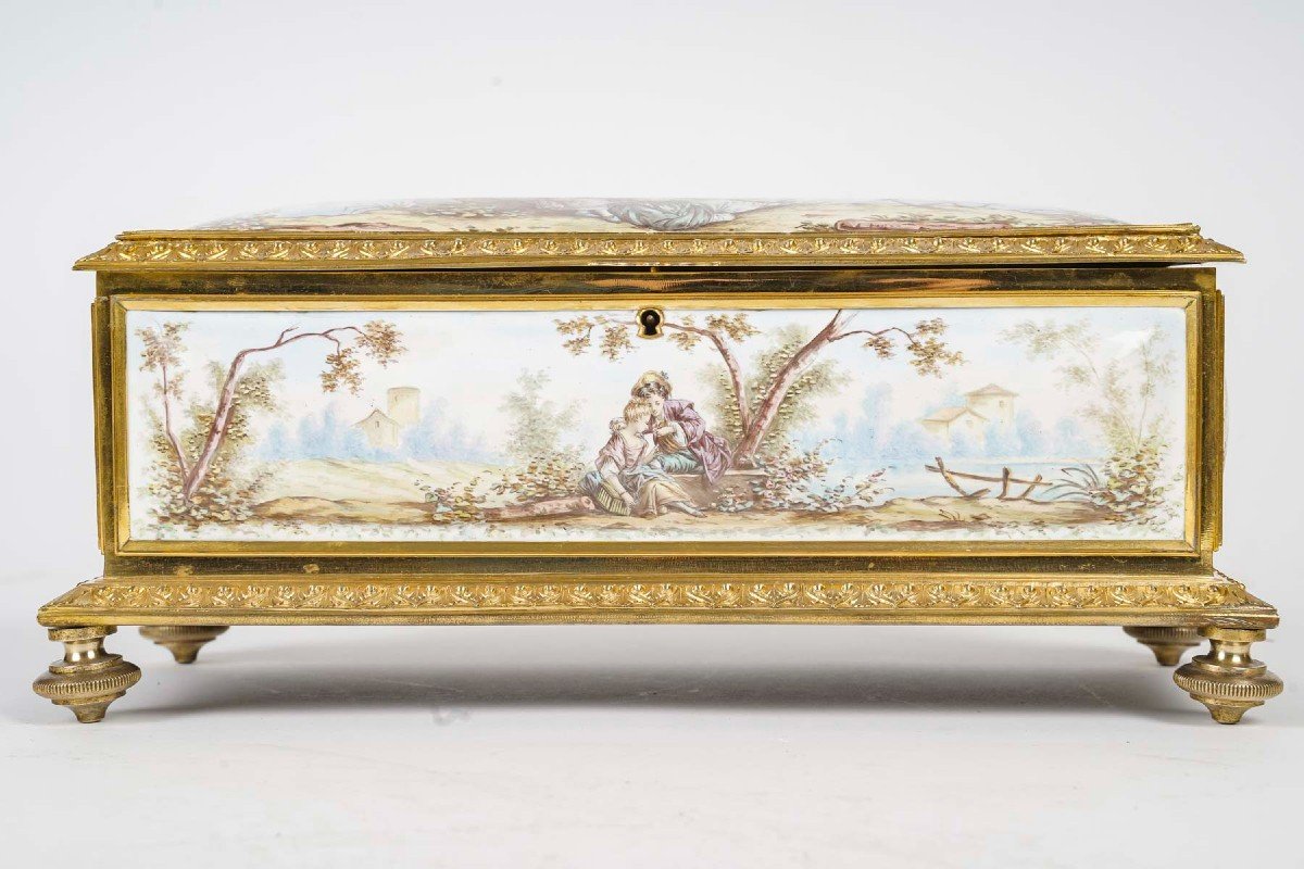 19th Century Enamel And Gilt Bronze Jewelry Box -photo-2