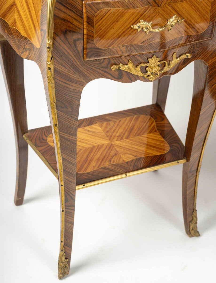 A Pair Of Louis XV Style Bedside Tables, Début XX-photo-7